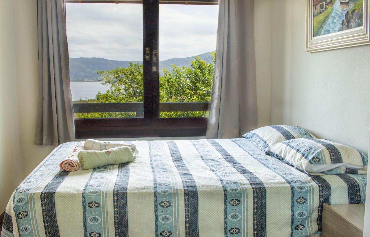 Casa Com Piscina E Incrivel Vista Para Lagoa ガロパバ エクステリア 写真